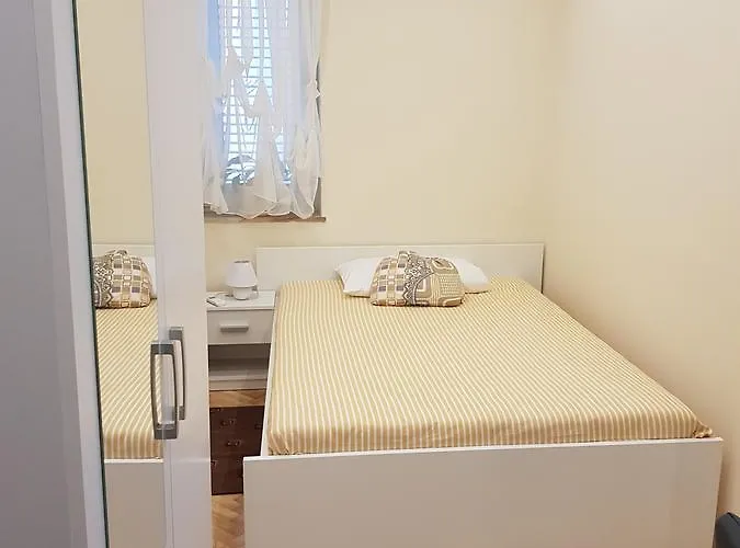 شقة San سبليت