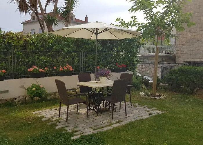 شقة San سبليت